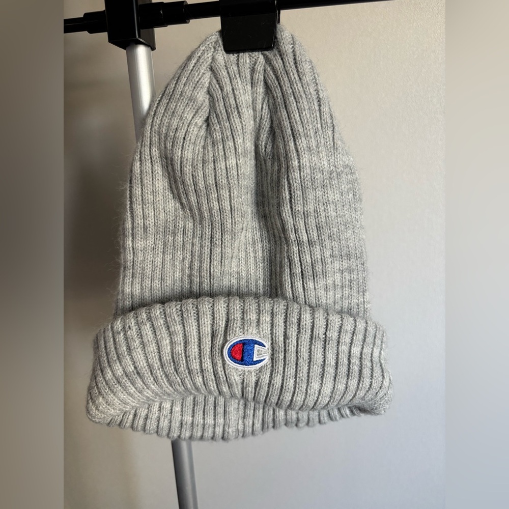 Champion Ribbed Gray Beanie with Logo